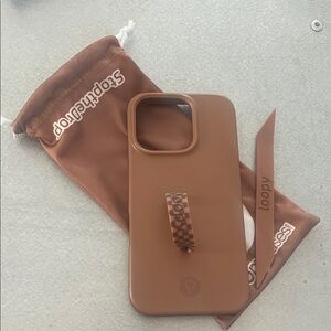 Loopy Case Tan Phone Case with Patterned Strap for IPhone 16 pro